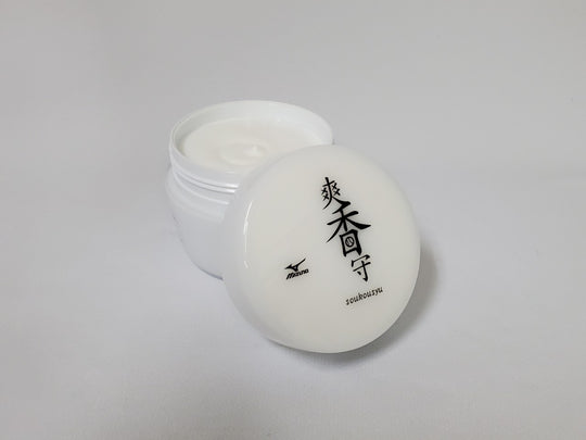 【ミズノ】グラブメンテナンス/爽香守シリーズ/オールインワンクリーナー(汚れ落とし・保革・つや出し)/1GJYG56800